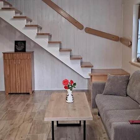 Caloroczny Nad Stawem Apartman