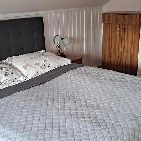 Caloroczny Nad Stawem Apartamento Powidz (Slupca)
